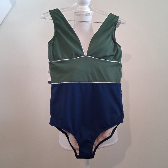 Cabana Life Del Sole Olive Green Panelef One Piece Swimsuit Size Medium NWT - Picture 2 of 7